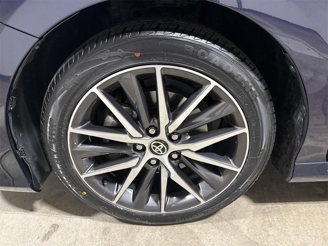 Photo of 2021 Blue Toyota Camry