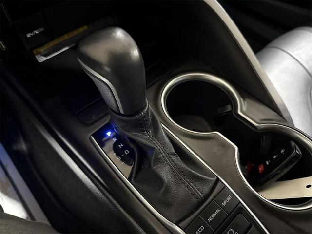 Photo of 2021 Blue Toyota Camry
