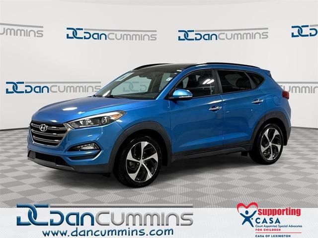 Photo of 2016 Caribbean Blue Hyundai TUCSON