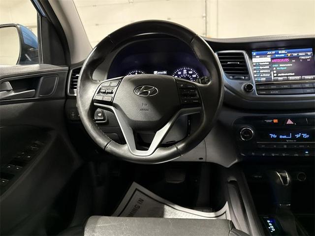 Photo of 2016 Caribbean Blue Hyundai TUCSON