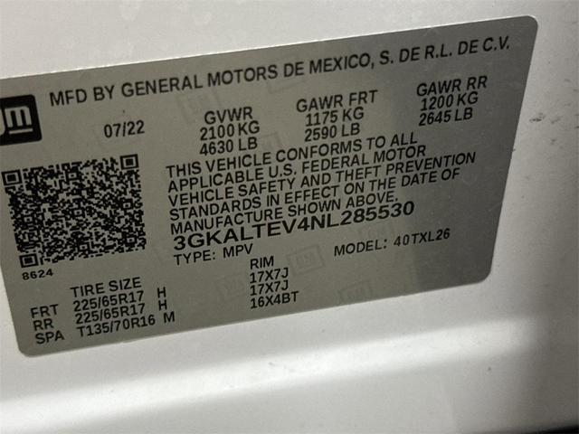Photo of 2022 Summit White GMC Terrain