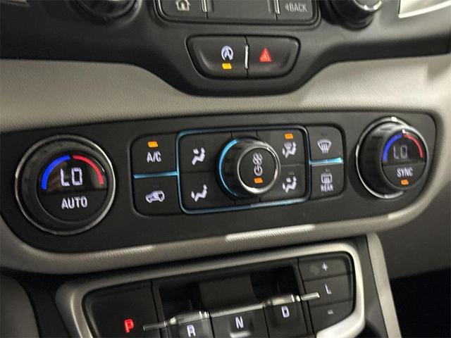 Photo of 2022 Summit White GMC Terrain