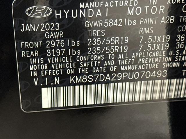 Photo of 2023 Black Noir Pearl Hyundai Santa Fe Plug-In Hybrid