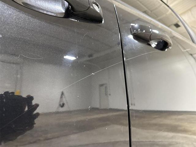 Photo of 2019 Brilliant Black Crystal Pearlcoat Dodge Grand Caravan