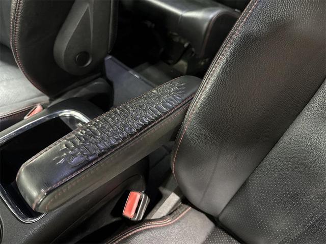 Photo of 2019 Brilliant Black Crystal Pearlcoat Dodge Grand Caravan