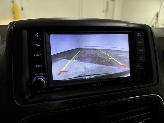 Photo of 2019 Brilliant Black Crystal Pearlcoat Dodge Grand Caravan