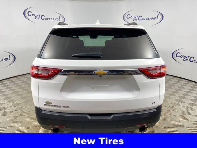 Photo of 2020 Summit White Chevrolet Traverse