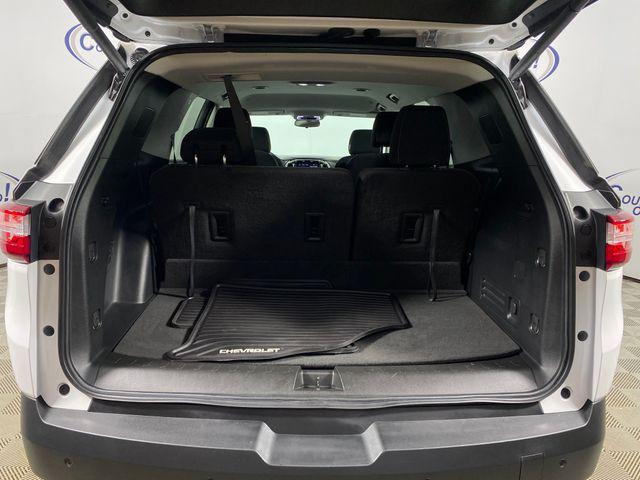 Photo of 2020 Summit White Chevrolet Traverse