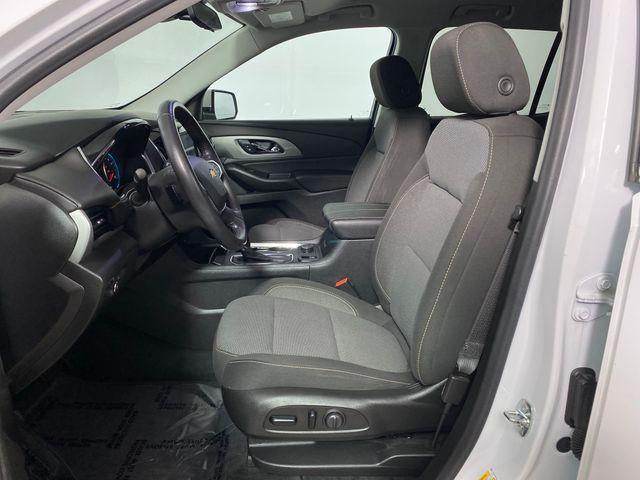 Photo of 2020 Summit White Chevrolet Traverse
