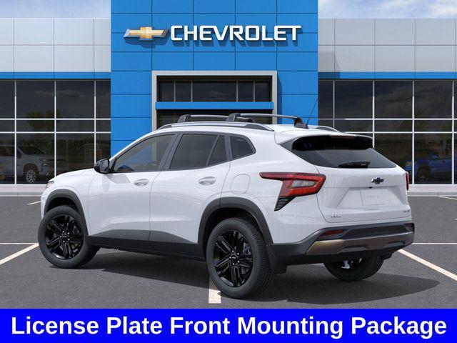 Photo of 2025 Summit White Chevrolet Trax