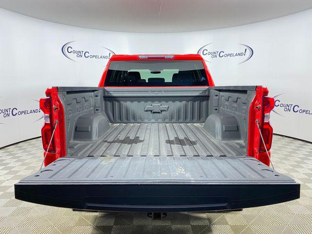 Photo of 2022 Red Hot Chevrolet Silverado 1500