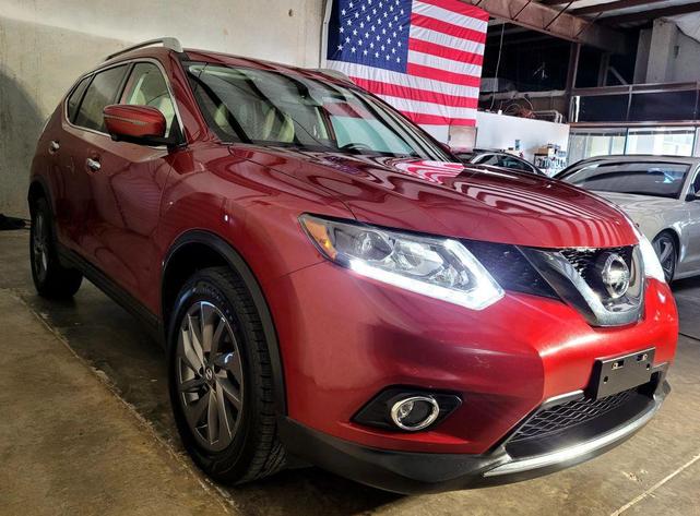 Photo of 2016 Cayenne Red Nissan Rogue