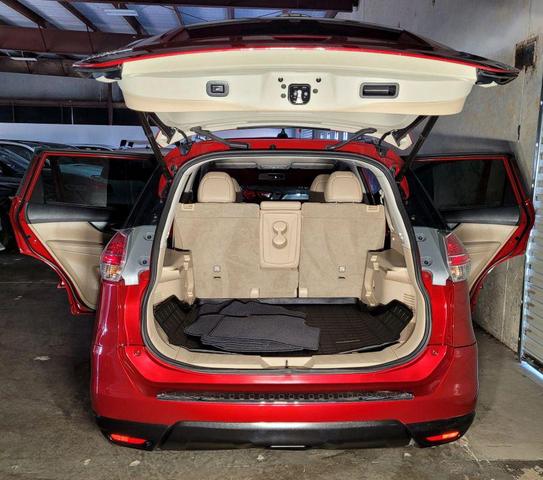 Photo of 2016 Cayenne Red Nissan Rogue