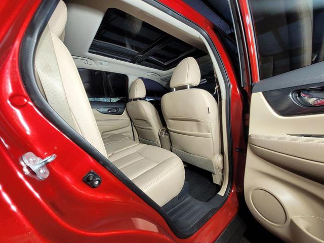 Photo of 2016 Cayenne Red Nissan Rogue