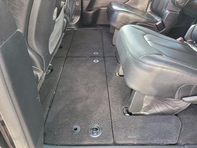Photo of 2019 BLACK Chrysler Pacifica