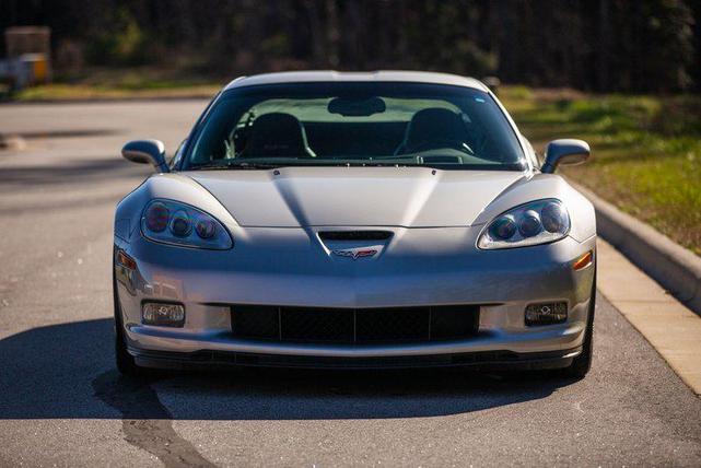 Photo of 2006 Machine Silver Metallic Chevrolet Corvette