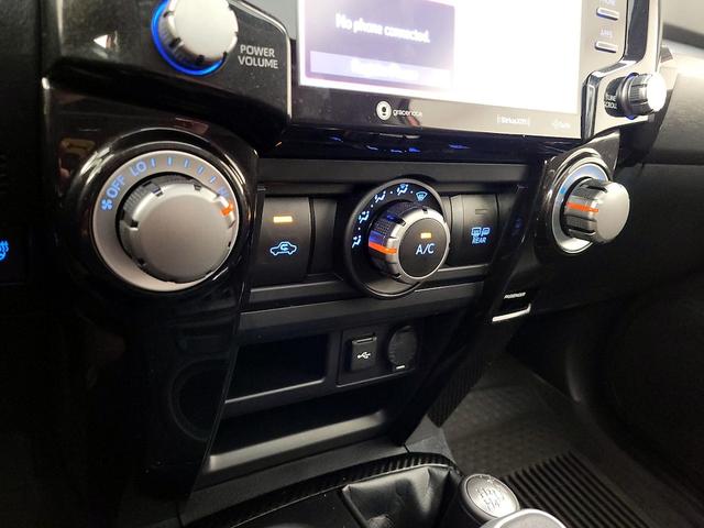 Photo of 2024 Orange Toyota 4Runner