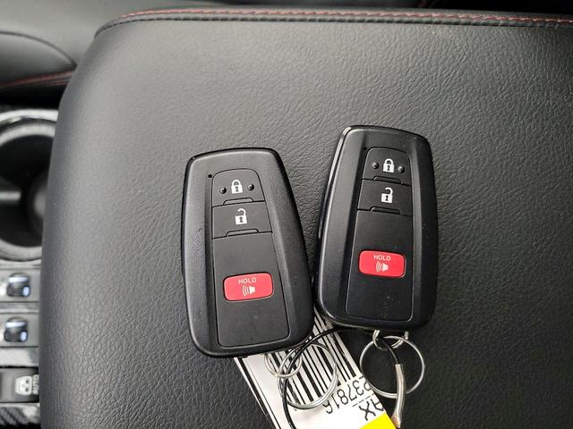 Photo of 2024 Orange Toyota 4Runner