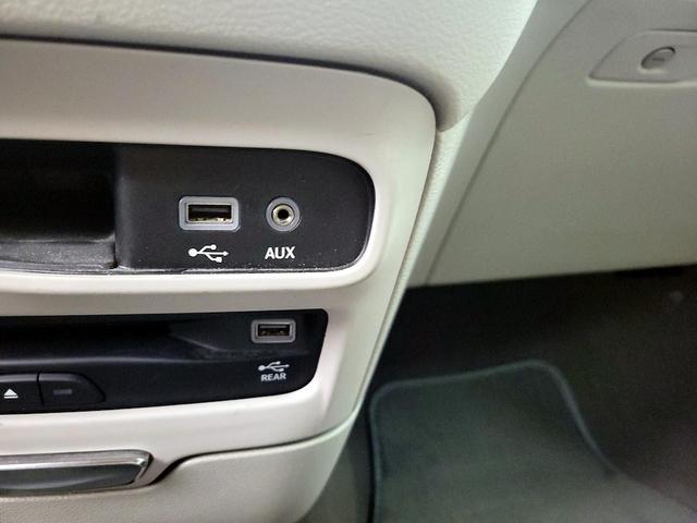 Photo of 2020 White Chrysler Pacifica