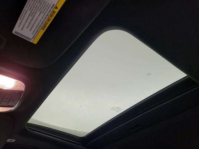Photo of 2021 Red Jeep Grand Cherokee
