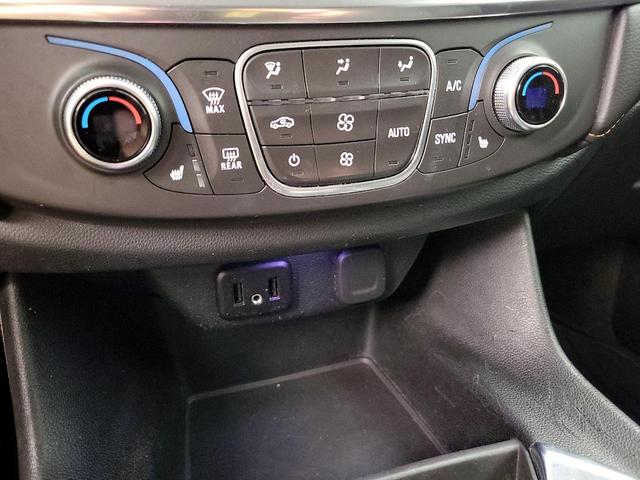 Photo of 2019 Gray Chevrolet Traverse