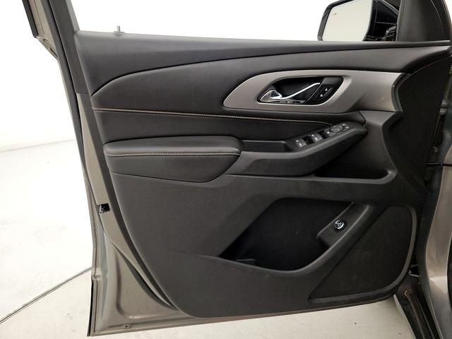 Photo of 2019 Gray Chevrolet Traverse