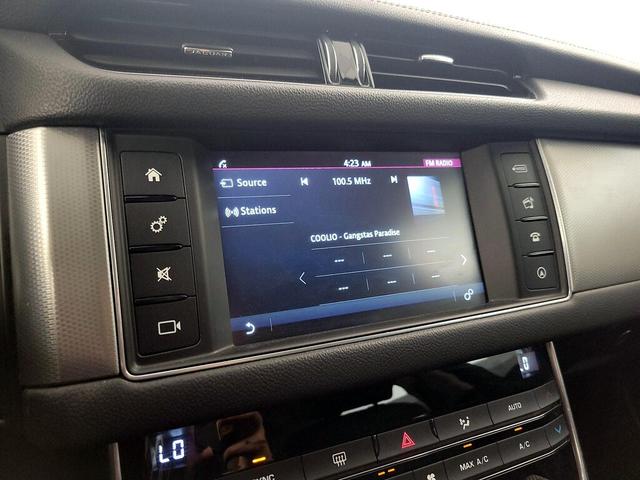 Photo of 2018 Black Jaguar XF
