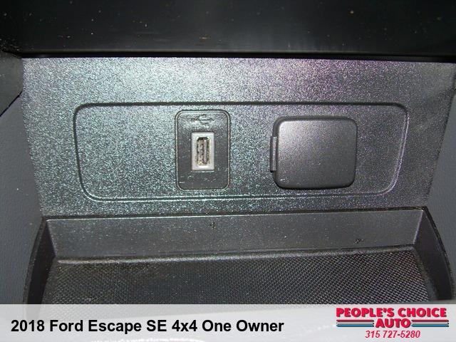 Photo of 2018 Blue Ford Escape