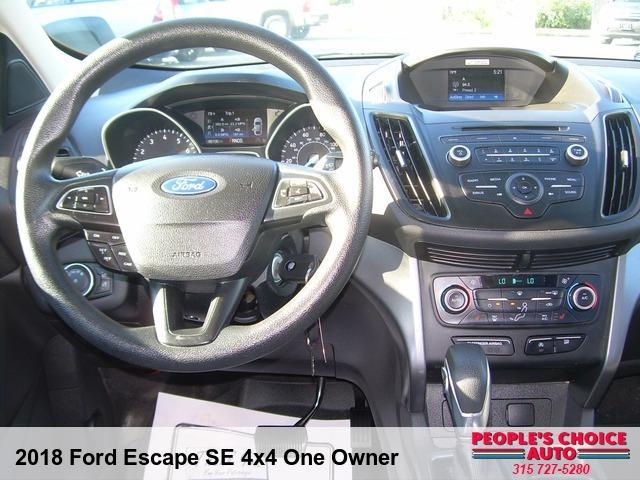 Photo of 2018 Blue Ford Escape