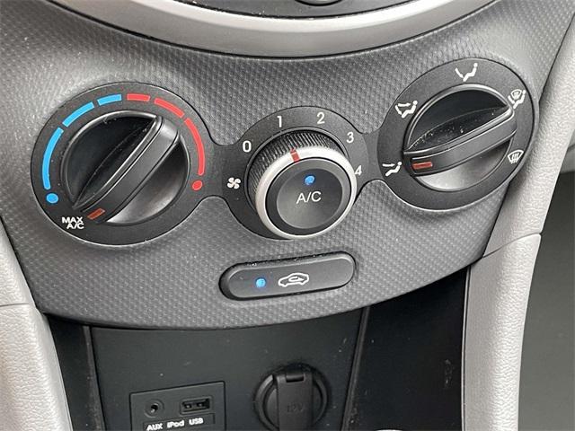Photo of 2012 Clearwater Blue Hyundai Accent