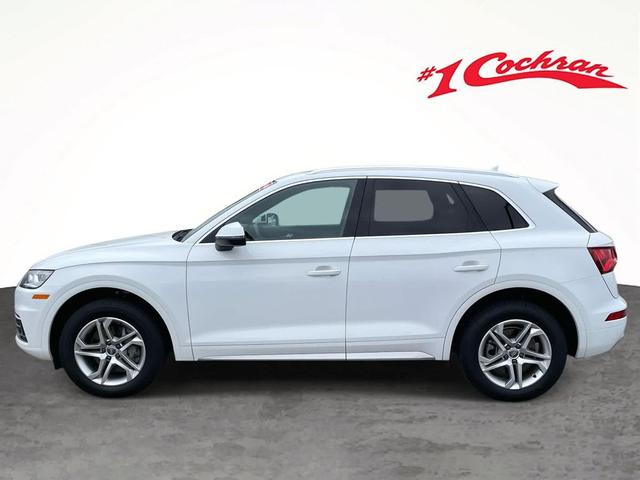 Photo of 2018 WHI/White Audi Q5