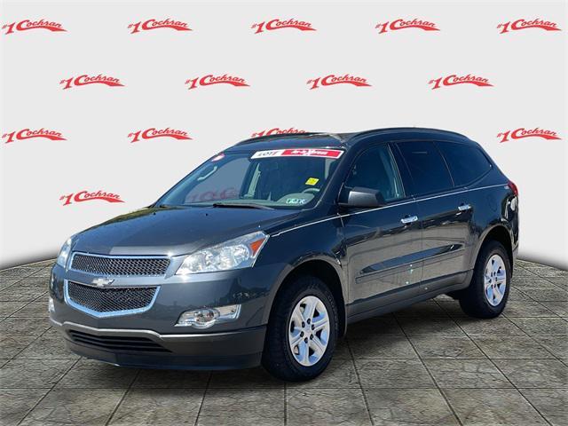 Photo of 2011 Cyber Gray Metallic Chevrolet Traverse