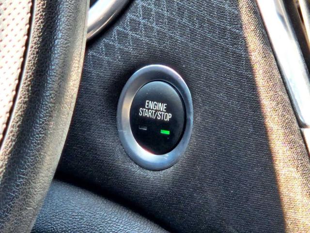 Photo of 2021 Silver Ice Metallic Chevrolet Malibu
