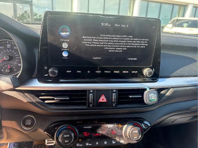 Photo of 2024 Gravity Gray Kia Forte