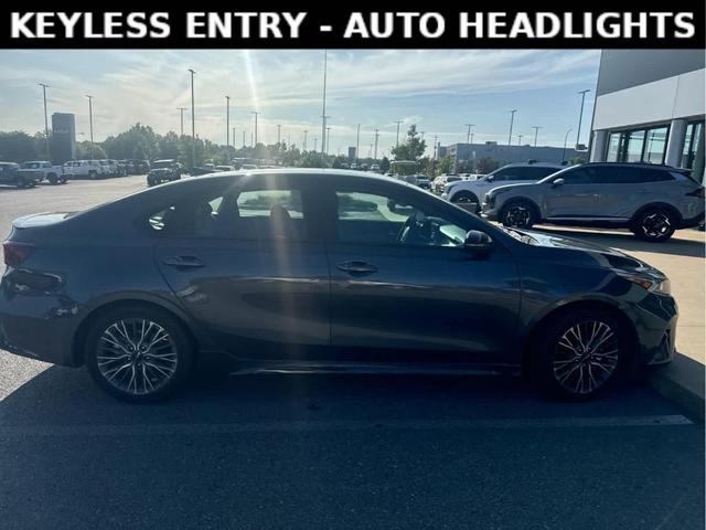 Photo of 2024 Gravity Gray Kia Forte
