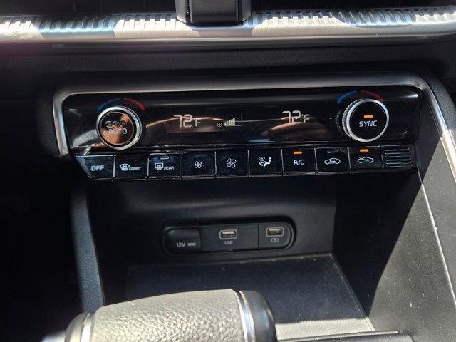 Photo of 2022 Sapphire Blue Kia K5