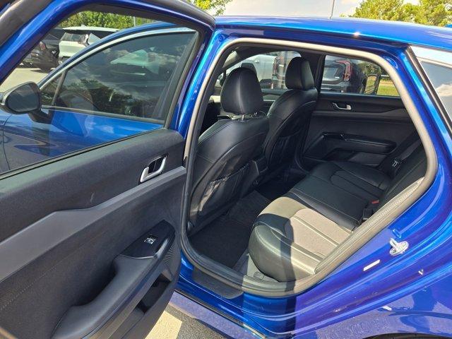 Photo of 2022 Sapphire Blue Kia K5