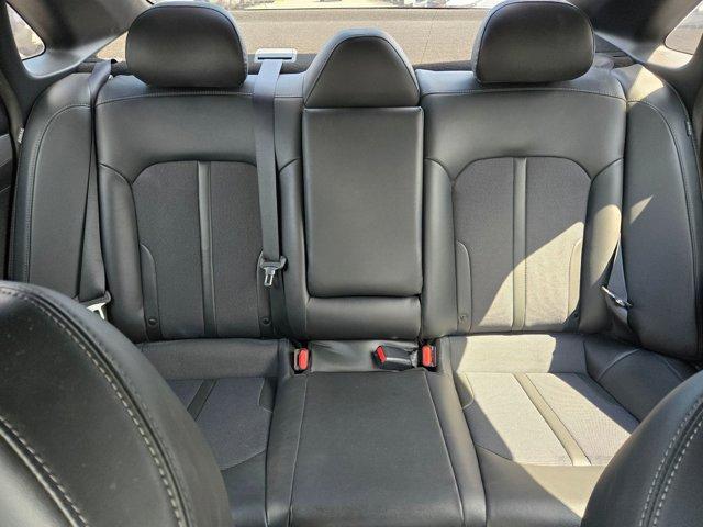 Photo of 2022 Sapphire Blue Kia K5