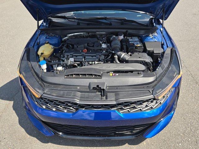 Photo of 2022 Sapphire Blue Kia K5