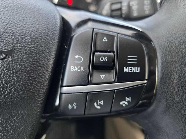 Photo of 2022 Oxford White Ford Escape