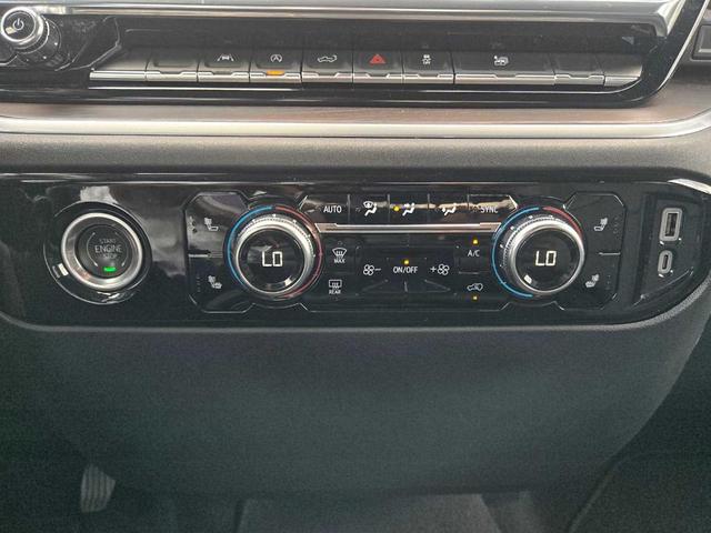 Photo of 2024 Onyx Black GMC Sierra 1500