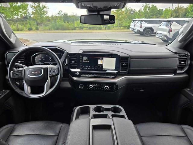 Photo of 2024 Onyx Black GMC Sierra 1500