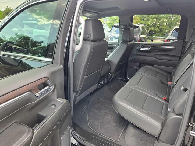 Photo of 2024 Onyx Black GMC Sierra 1500