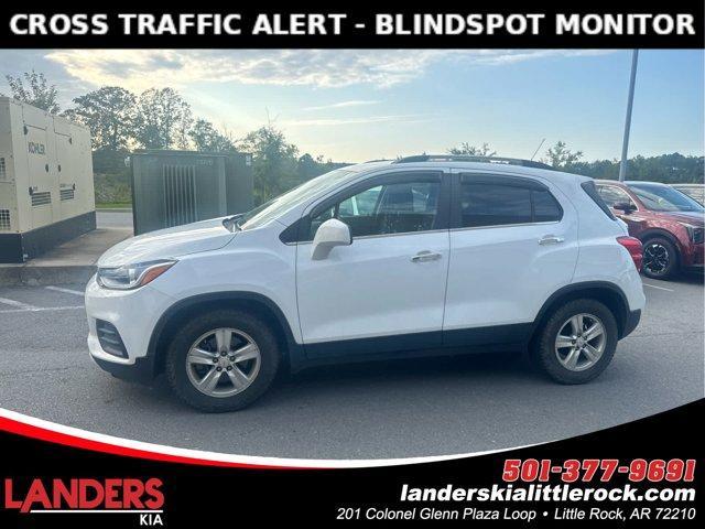 Photo of 2020 Summit White Chevrolet Trax