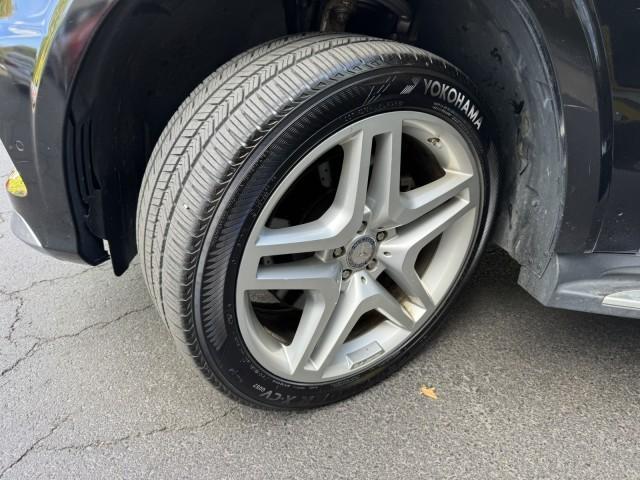Photo of 2015 Black Mercedes-Benz GL-Class