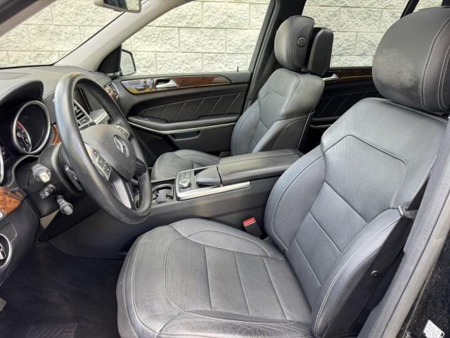 Photo of 2015 Black Mercedes-Benz GL-Class