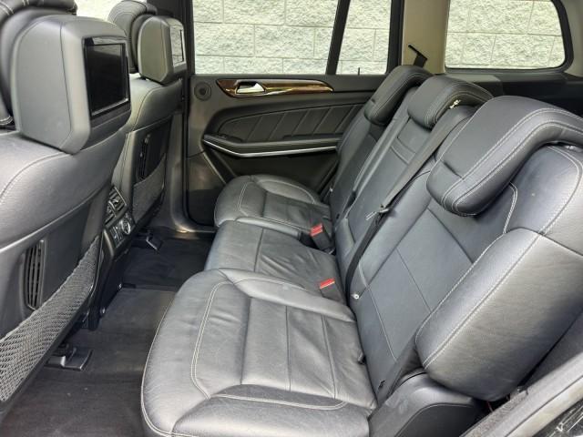Photo of 2015 Black Mercedes-Benz GL-Class