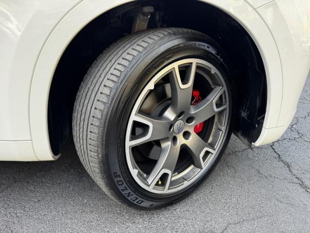 Photo of 2018 White Maserati Levante