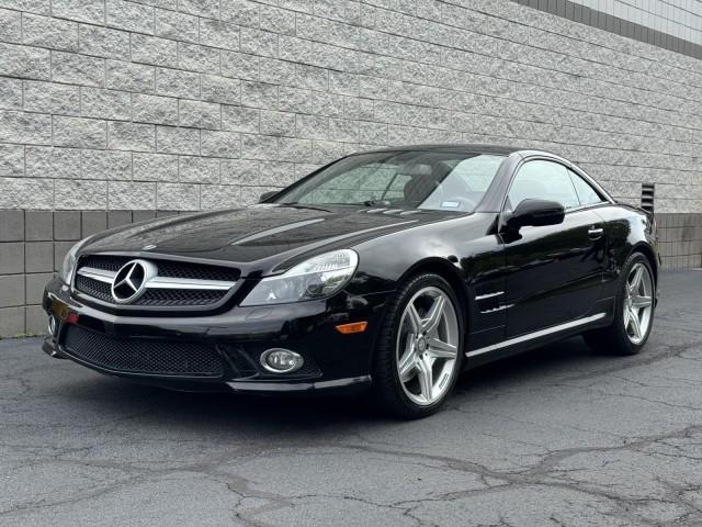 Photo of 2011 Black Mercedes-Benz SL-Class