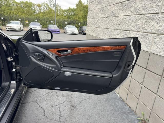 Photo of 2011 Black Mercedes-Benz SL-Class